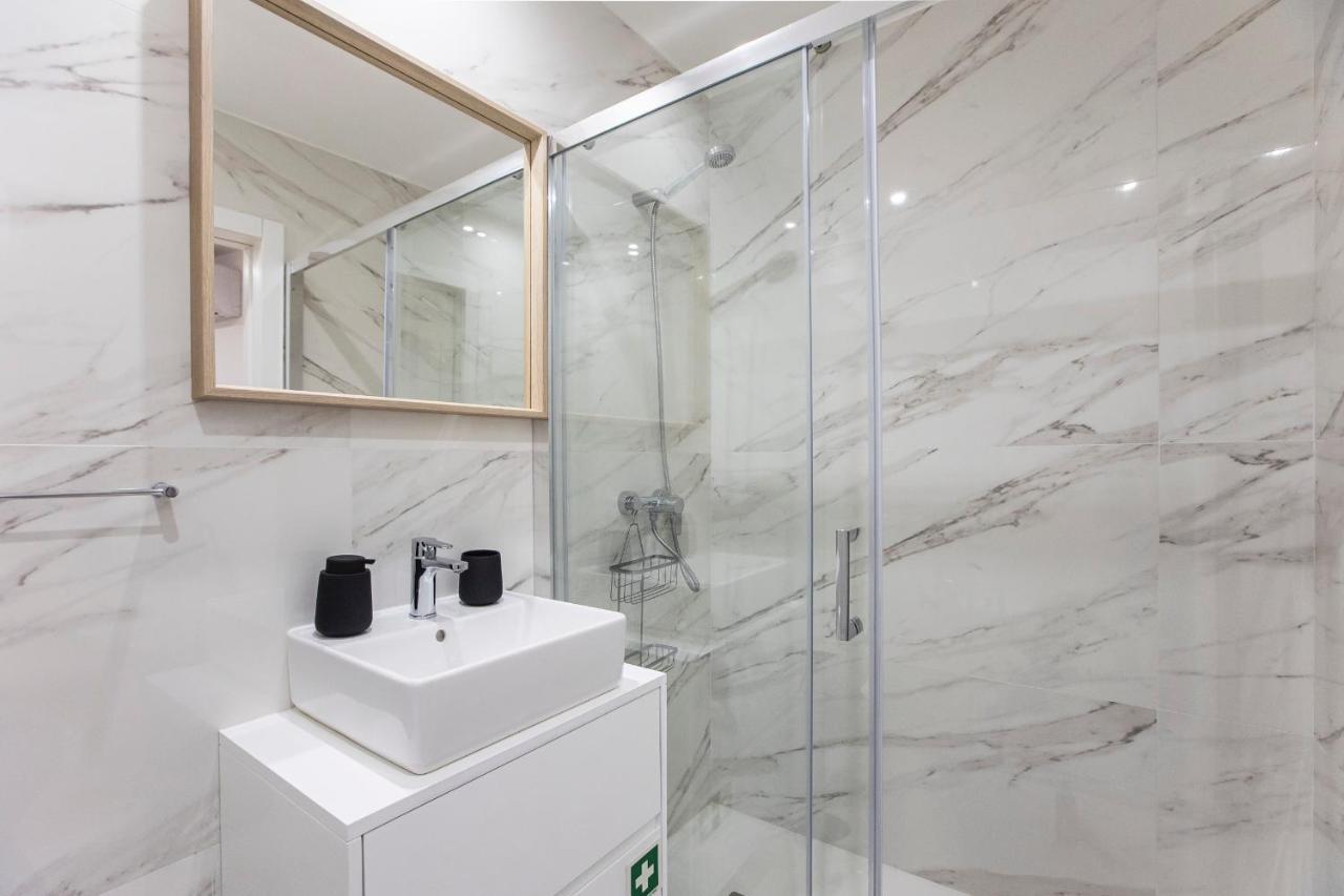 Elegant Downtown 1Br Flat W/ Ac By Lovelystay ปอร์โต ภายนอก รูปภาพ