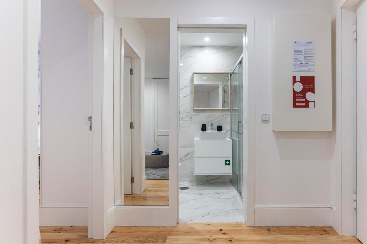 Elegant Downtown 1Br Flat W/ Ac By Lovelystay ปอร์โต ภายนอก รูปภาพ